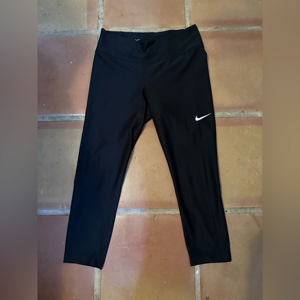 Nike Mid Length Leggings